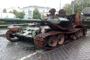 Tank T-72BA walkaround photos